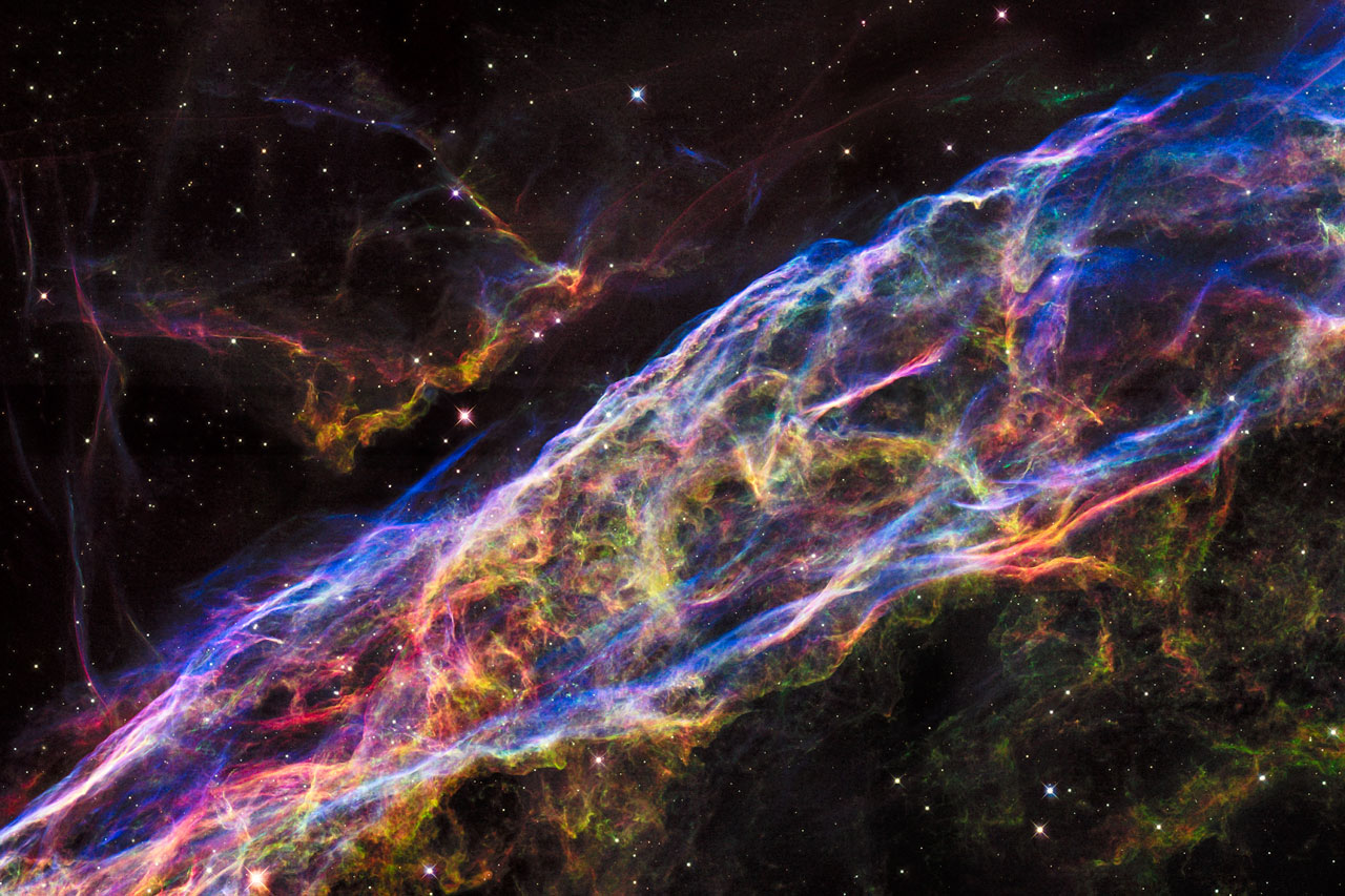 The Veil Nebula was observed by the NASA/ESA Hubble Space Telescope.